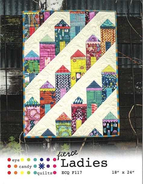 Fierce Ladies Quilted Wall Hangings Patterns, Mini Patchwork, House Quilt Block, House Quilt Patterns, Patchwork Blocks, Mini Quilt Patterns, Quilting Patchwork, Quilted Wall Hanging, 3d Quilts