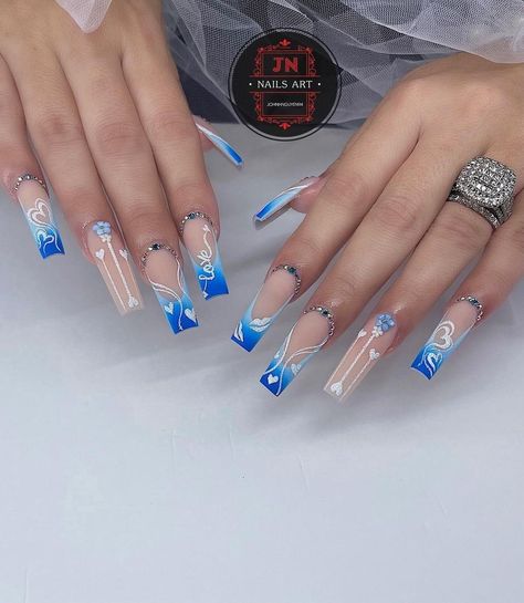 Birthday Nails Blue, Acrylic Nails Ideas, Wow Nails, Blue Acrylic Nails, Stylish Nails Designs, Nails Design With Rhinestones, Colored Acrylic Nails, Dope Nail Designs, Short Square Acrylic Nails