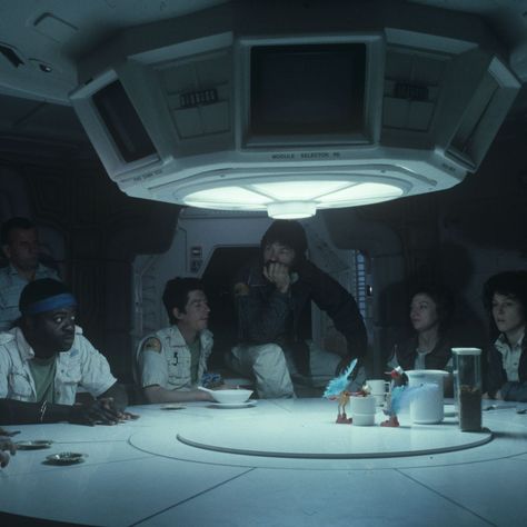 Alien Movie Stills, Alien Spaceship Aesthetic, Alien 1979 Screencaps, Aliens Movie Aesthetic, Space Sci Fi Aesthetic, Alien 1979 Aesthetic, Alien Invasion Aesthetic, Alien Movie Aesthetic, Spaceship Aesthetic