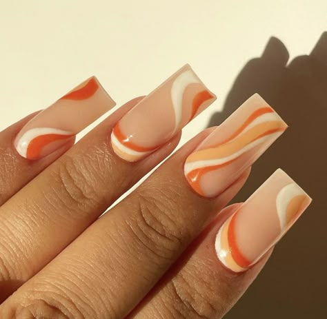 Red And Orange Acrylic Nails, Line Art Acrylic Nails, Orange And White Fall Nails, Orange And Cream Nails, Orange Nail Ideas Acrylic, Orange And White Nail Designs, Orange White Nails, Orange Square Nails, Orange Swirl Nails