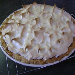 Meringue Pie Topping, Raisin Pie Recipe, Recipes Using Condensed Milk, Sour Cream Raisin Pie, Lemon Meringue Pie Easy, Holiday Pies Recipes, Raisin Pie, Meringue Topping, Baked Meringue