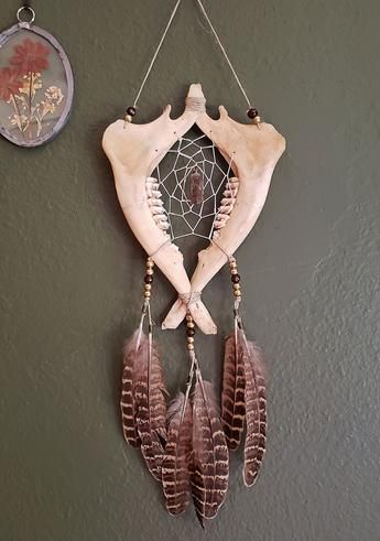 Bone Dream Catcher, Antler Dream Catcher, Antler Wall Hanging, Animal Skull Decor, Painted Skulls, Oddities Decor, Witch Symbols, Antler Crafts, Skull Crafts