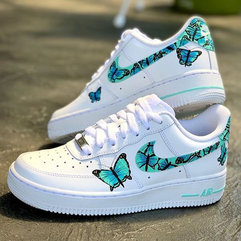 The Custom Movement on Instagram: “Butterfly swoosh AF1s🦋 Comment your shoe size below👇🏼 @thecustommovement - custom sneakers by independent artists👟 📸: @kyleten80” Custom Painted Air Force 1, Outfits With Jordan 1s Fashion Styles, Nike Website, Painted Nikes, Custom Shoes Diy, Nike Shoes Air Force, Painted Sneakers, Nike Air Force 1s, Rainbow Shoes