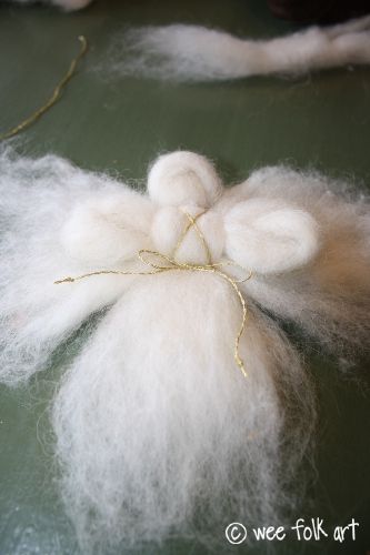 Wool Roving Angels – Wee Folk Art Roving Wool Projects, Children's Workshop, Primitive Angel, Wee Folk Art, Craft Cafe, Advent Crafts, Clothes For Dolls, Roving Wool, Wee Folk