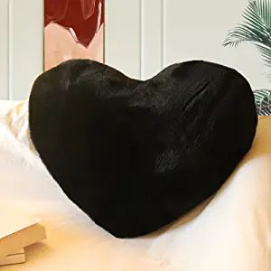 Heart Shaped Pillow, Shaped Pillows, Heart Pillows, Love Pillow, Black Life, Idea Photo, Basement Apartment, Living Bedroom, Shaped Pillow