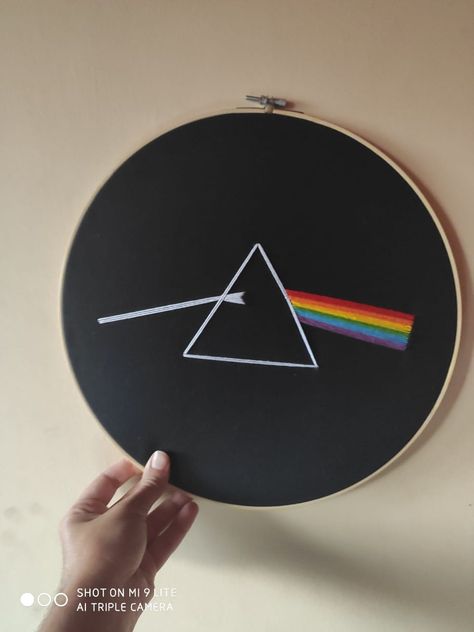 Embroidery,  Pink floyd - Dark side of The moon Dark Side Of The Moon Embroidery, Pink Floyd Embroidery, Kyungsoo Drawing, Pink Floyd Logo, Cardboard Art Sculpture, Embroidered Canvas Art, Pink Floyd Art, Pink Floyd T Shirt, Birthday Card Drawing