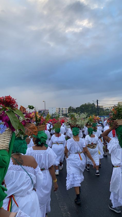 Caribbean Culture West Indies, Guadeloupe Aesthetic, Carribean Culture, Island Gyal, Sister Circle, Caribbean Culture, Women Gathering, Afro Style, Caribbean Travel