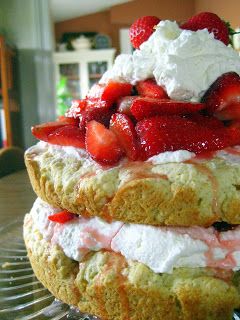 Bisquick Strawberry Shortcake, Chicken Boneless Breast Recipes, Historical Recipes, Strawberry Shortcakes, Strawberry Shortcake Cake, Strawberry Dessert Recipes, Strawberry Shortcake Recipes, Shortcake Recipe, Trisha Yearwood