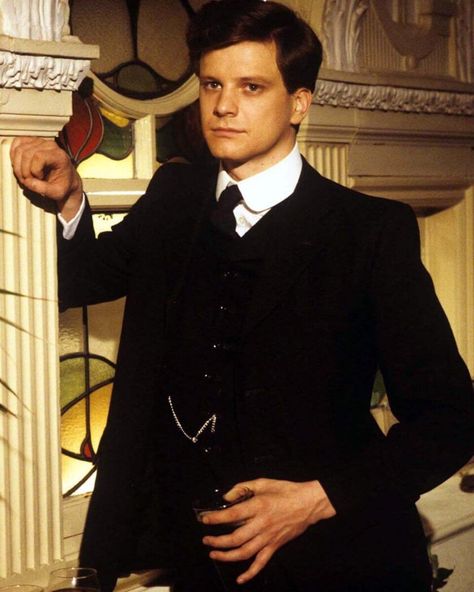 Top 16 Movies With Colin Firth As the Romantic Leading Man Alastor Moody, 90s Actors, Bridget Jones, Colin Firth, Mr Darcy, Costume Drama, Movie Fashion, Period Costumes, British Actors