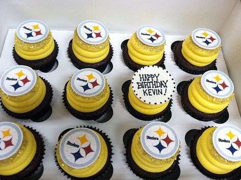 Steelers cupcakes Pittsburgh Steelers Cupcakes, Steelers Cupcakes, Steelers Football Party, Steelers Happy Birthday, Steelers Birthday, Steelers Cake, Alcohol Birthday Cake, Cupcakes Amor, Cupcakes For Men