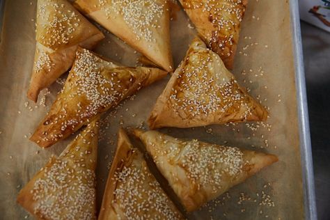 Chef Maria Loi’s Simple Tyropita Triangles (Mini Cheese Pies) Cheese Turnovers, Turnover Recipes, Easy Starters, Cheese Pies, Puff Pastry Sheets, Flaky Pastry, Homemade Cheese, Finger Food Appetizers, Banana Bread Recipes