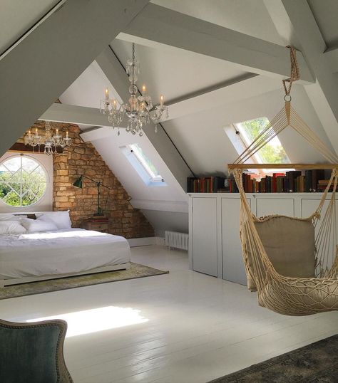 Attic Bedroom Ideas, Attic Bedroom Designs, Attic Design, Casa Country, Attic Bedrooms, Loft Room, Attic Bedroom, Attic Rooms, Loft Conversion