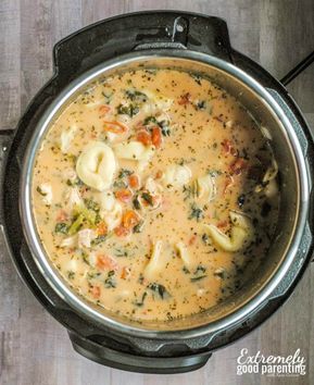 Instant Pot Chicken Tortellini, Tuscan Tortellini, Tortellini Recipe, Chicken Tortellini Soup, Chicken Tortellini, Tortellini Recipes, Quick And Easy Soup, Pressure Pot, Ninja Recipes