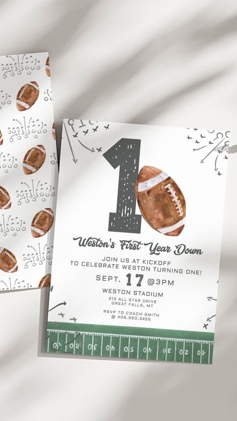 Rookie Of The Year Football First Birthday, First Birthday Boy Ideas, Birthday Theme For Boys, Modern First Birthday, First Birthday Theme Boy, Football Theme Birthday, Football First Birthday, First Birthday Theme, Baby First Birthday Themes