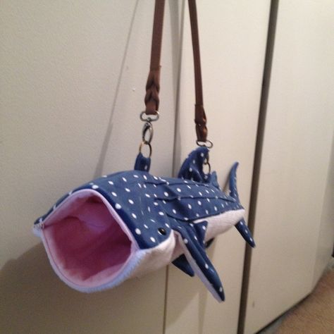 Whale Shark Purse, Shark Purse, Shark Things, Fish Purse, Shark Bag, Animal Purse, Textiles Projects, Animal Bag, Cute Shark