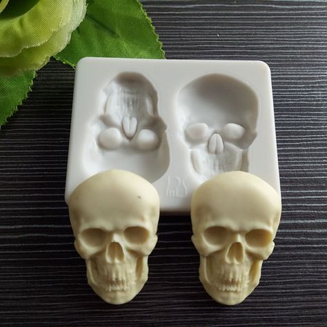 Skull Mold | Wish Halloween Fondant Cake, Diy Cake Pops, Skull Cake, Halloween Mold, Skull Mold, Cake Decorating With Fondant, Cake Chocolat, Formy Silikonowe, Chocolate Cake Decoration