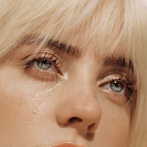 Cheengu White, Details Aesthetic, Happier Than Ever, Billie Eillish, Most Beautiful Eyes, Aesthetic White, Beige Aesthetic, Brown Aesthetic, White Aesthetic