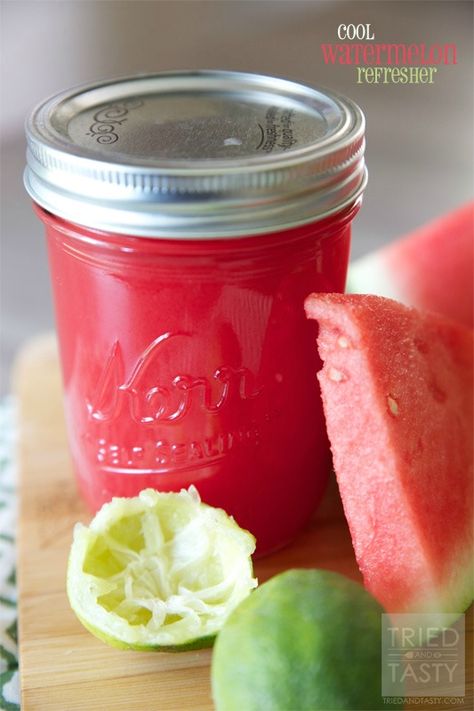 Cool Watermelon Refresher // Tried and Tasty Pineapple Surprise, Watermelon Refresher, Watermelon Juice Recipe, Ginger Shots, Valentines Treats, Watermelon Drink, Frozen Watermelon, Fresh Pineapple, Watermelon Recipes