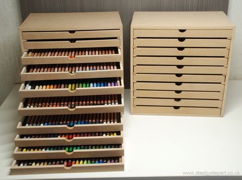 Handmade Pencil Storage Chest | Holds 250 pencils - STEP BY STEP ART Art Book Storage Ideas, Wooden Boxes For Storage, Diy Art Supplies Storage, Diy Pencil Storage, Box For Pencils, Art Pen Storage, Color Pencil Organization Storage Ideas, Color Pencil Storage Ideas, Colored Pencil Organizer