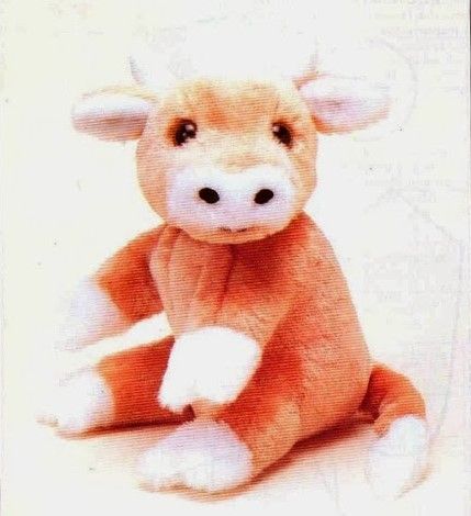 Cow Plushie Sewing Pattern (Sue Quinn) | Craft Resource Wiki | Fandom Cow Sewing Pattern, Cow Sewing, Cow Toys, Plushie Patterns, Sewing Stuffed Animals, Rag Dolls Handmade, Plush Pattern, Sewing Design, Easy Sewing Patterns