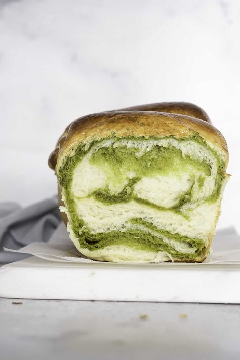 Matcha Milk Bread Matcha Milk Bread, Matcha Bread, Matcha Baking, Biscuit Cinnamon Rolls, Hokkaido Milk Bread, Sweet Matcha, Milk Bread Recipe, Green Tea Matcha, Matcha Milk