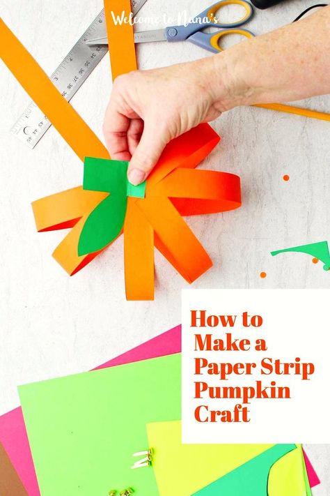 This simple Paper Strip Pumpkin Craft is great for all ages and only takes a few items to make! Are you looking for a fast craft to make for fall, Halloween, or Thanksgiving? This would be perfect. A Paper Strip Pumpkin also makes a nice DIY gift or decoration. You can make a variety of sizes and colors too, why not try creating apples instead? Pumpkin Art Project, Halloween Classroom Decorations, Fun Thanksgiving Crafts, Craft To Make, Paper Decorations Diy, Diy Classroom Decorations, Thanksgiving Paper, Pumpkin Craft, Pumpkin Activities