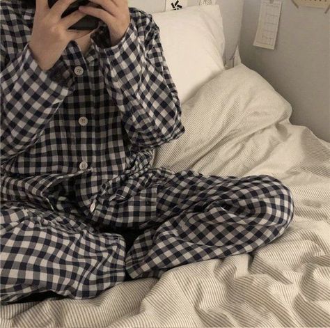 Pajamas Aesthetic, Pijamas Women, Black Pajamas, Cute Pjs, Pajama Fashion, Cute Sleepwear, Night Suit, Plaid Pajamas, Cute Pajamas