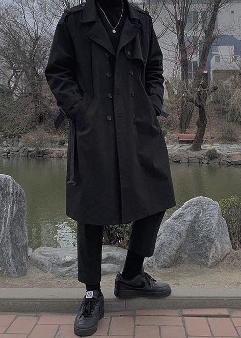 Aesthetic Fancy Outfit Men, Black Masculine Outfits, Modern Assassin Outfit Design Male, Fancy Grunge Outfits Men, Overcoat Outfits Men, Goth Clothes Men, Gothic Outfits Men, Gothic Aesthetic Outfit, Men Overcoat