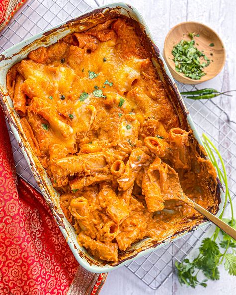 One Pot Tikka Masala Baked Pasta — The Global Vegetarian Tikka Masala Paste, Saucy Pasta, No Energy, Vegetarian Pasta Recipes, Baked Pasta, Drying Pasta, One Pot Pasta, Indian Inspired, Tikka Masala