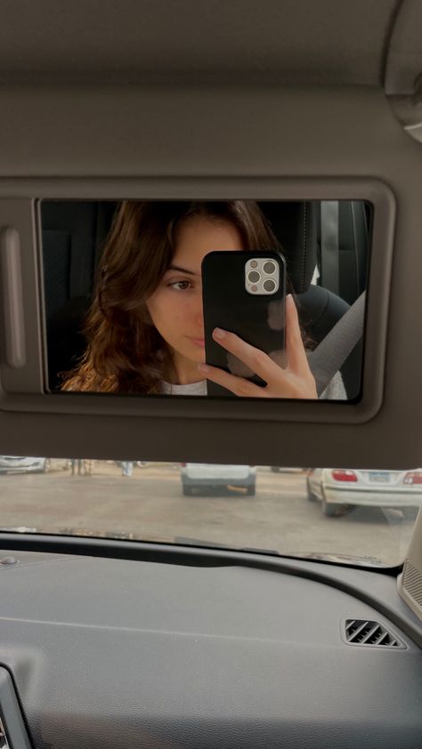 Inside Car Selfie Poses, Cute Car Selfies, Poses Inside Car, Car Aesthetic Selfie, Car Mirror Pictures, Car Mirror Selfie Aesthetic, Selfies In Car, Car Asthetic Picture, Car Mirror Pics