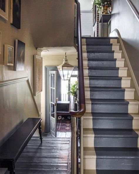 Blue and white painted stair runner on vintage staircase in beautiful home. Regency Townhouse, Painted Staircases, Stair Case, Painted Stairs, Foyer Decorating, Wooden Stairs, Case Ideas, Stair Runner, East Sussex