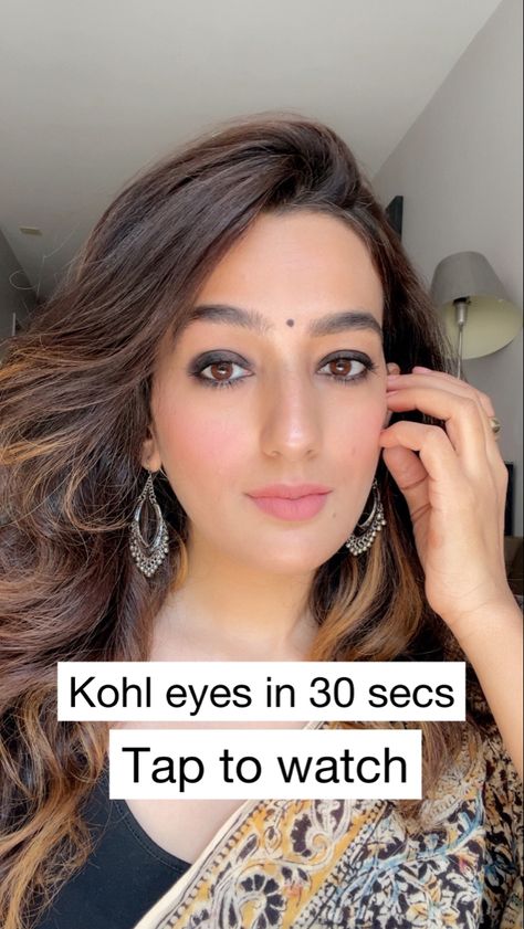 Eyeliner Styles Everyday, Indian Smoky Eyes, Smoky Kajal Look, Indian Kajal Aesthetic, Kajal Smokey Eye, Eye Makeup With Kajal Only, Eye Smudge Makeup, How To Use Kajal As Eyeliner, Brown Kohl Eyes