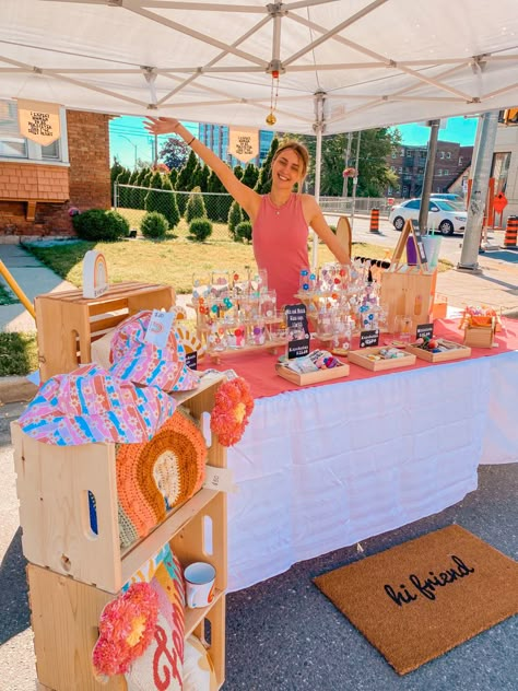 Pop Up Setup Ideas, Mexican Pop Up Shop, One Table Market Display, Vendor Booth Display Ideas Bracelets, Bracelet Craft Fair Display, Pride Vendor Booth Ideas, Small Business Stand Display, Small Business Stand Ideas, Bracelet Pop Up Shop Display