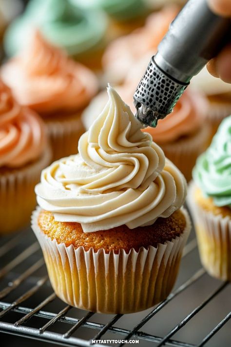 I just whipped up a batch of these scrumptious vanilla cupcakes, topped with luscious buttercream frosting! They're perfect for any occasion and so easy to make. The fluffy texture and rich flavor are simply irresistible. Try decorating them with different colors to match your event. Trust me, everyone will be asking for the recipe! Cupcakes With Buttercream Frosting, Types Of Frosting, Buttercream Frosting For Cupcakes, Cupcakes With Buttercream, Professional Cake Decorating, Vegan Frosting, Cake Frosting Recipe, Homemade Frosting, Whipped Cream Frosting