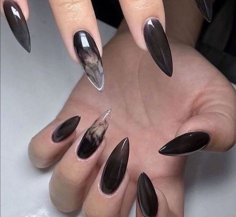 Witch Nails, Witchy Nails, Goth Nails, Grunge Nails, Black Nail Designs, Nails Polish, Black Nail, Dark Nails, Fire Nails