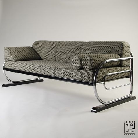 Tubular steel couch/daybed in Aeronautic Streamline Design by ZEITLOS – BERLIN Steel Couch, Couch Art, Iron Furniture Design, Steel Furniture Design, Steel Sofa, Daybed Design, Art Deco Sofa, Luxury Furniture Sofa, Welded Furniture