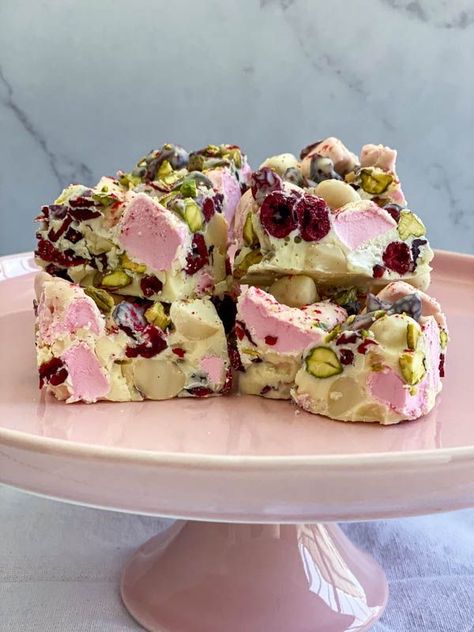 White Chocolate Rocky Road Fudge, White Rocky Road Recipe, White Chocolate Rocky Road Recipe, White Rocky Road, Rocky Road Packaging, Christmas Rocky Road, Sweets Tray, White Chocolate Rocky Road, Rocky Road Recipe