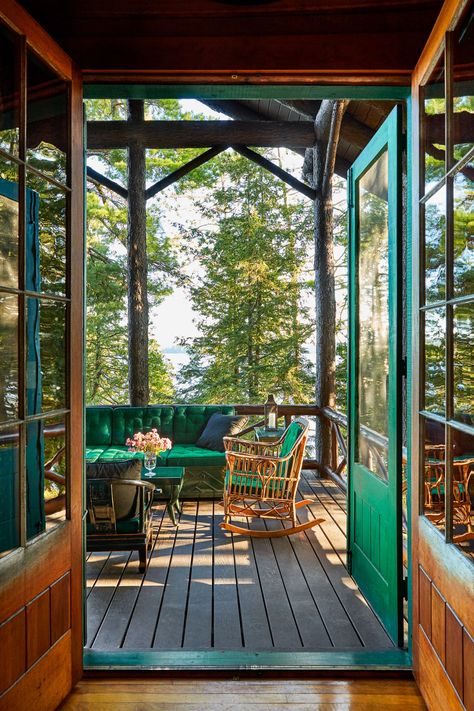 Step Inside This New York City Family's Ultimate Adirondacks Lodge | Architectural Digest Swamp Shack, Front Door Paint Colors, Custom Canopy, Door Paint Colors, City Family, Painted Front Doors, Stardew Valley, Mug Design, Screened In Porch