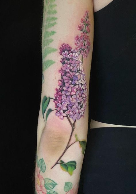 We love to see @sydneyctattoo improve in her colour realism.. For example, this intricate and realistic lilac tattoo. We can almost smell this picture, can you imagine it too? And can't forget to mention the colour choices... gorgeous pinks, purples, and magentas to represent darks and lights. Tiger Eyes Tattoo, Colorful Flower Tattoo, Lilac Tattoo, Mother Nature Tattoos, Realism Tattoos, Mama Tried, Flower Sleeve, Flower Tattoo Sleeve, Gorgeous Tattoos