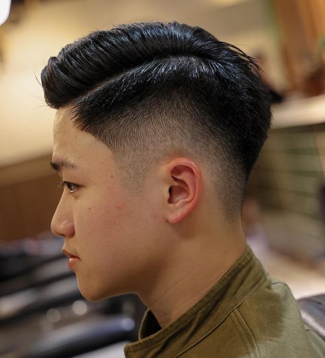 Classy Side Part Hairstyle for Asian Men Asian Men Side Part Haircut, Dark Asian Hair, Hairstyles For Asian Men, Asian Undercut, Asian Men Hairstyles, Military Haircuts Men, Asian Hairstyle, Side Haircut, Side Part Haircut