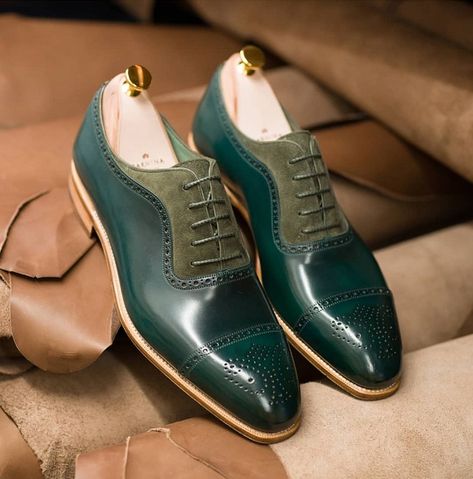 Business Trendy, Oxford Brogues, Custom Design Shoes, Suede Leather Shoes, Leather Brogues, Oxford Shoes Men, Brogue Shoes, Leather Boot Shoes, Green Shoes