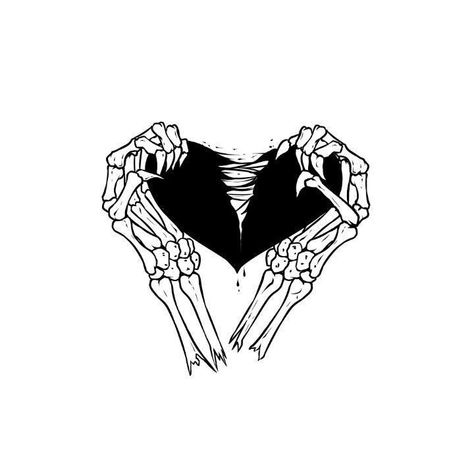 Dark Heart Tattoo, Simple Dark Tattoos, Sibil Girl, Tattoo Papillon, Half Sleeve Tattoos Drawings, Simple Tattoos For Guys, Family Tattoo Designs, Tattoo Old School, Laser Removal