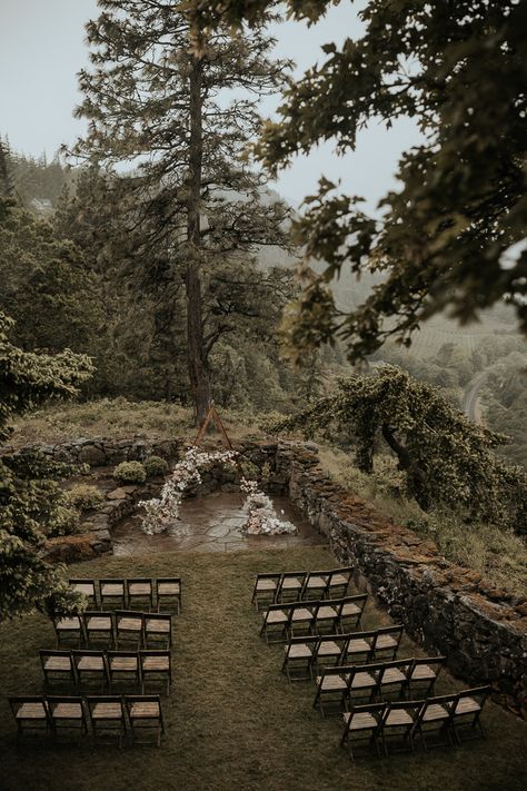 Outdoor Weddings Rustic, Forest Wedding Sage Green, Wedding Venue Ideas Outdoor Forest, Rustic Earthy Wedding, Oregon Outdoor Wedding, Wedding In Oregon, Forest Wedding Venues Oregon, Pnw Outdoor Wedding, Small Oregon Wedding