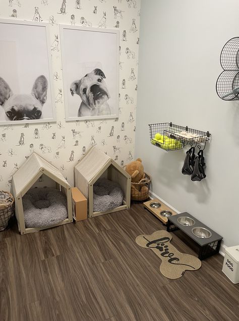 Dog Areas In House Small Living Room, Bedroom With Dog Area, Dog Play Room Design, Doggy Room Ideas Bedrooms, Inside Dog Area, Dog Spaces In Apartments, Pet Home Decor, Dog Living Room Ideas, Dog Room Decor Ideas