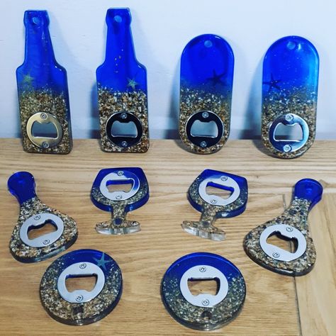 Resin Bottle Opener Ideas, Resin Bottle Opener, Bottle Opener Diy, Epoxy Resin Flooring, Resin Bottle, Unique Bottle Openers, Using Resin, Picnic Accessories, Steampunk Crafts