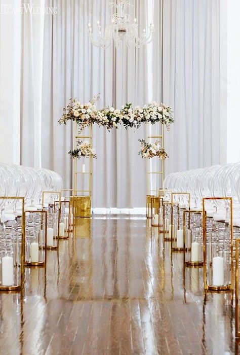 White And Gold Wedding Ceremony Aisle Decorations, Modern Wedding Aisle Decor, Small Wedding Ceremony Indoor, Modern Ceremony Decor, Ceremony Aisle Decor Indoor, Gold Wedding Aisle, White And Gold Wedding Ceremony, Wedding Ceremony Arch Indoor, Gold Wedding Ceremony Decor