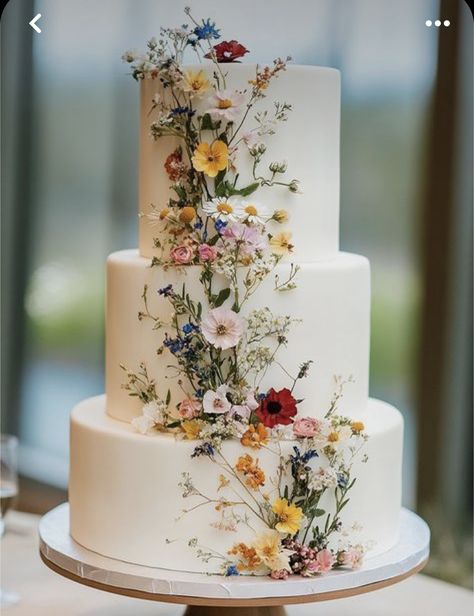 Wedding Cake Tiers Separate, Wedding Cakes Colorful Flowers, Colored Wedding Cake Ideas, Wedding Cake Two Tier Flowers, Spring Themed Wedding Cake, Wedding Cake Farmhouse, Floating Wedding Cake Ideas, Wedding Cake Designs Floral, Real Flower Wedding Cake