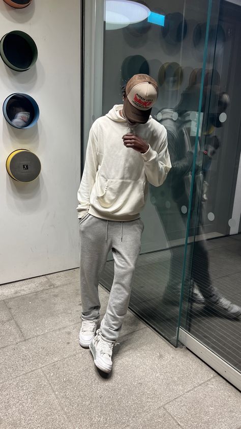 Outfit details: sicko trucker hat, cream hoodie, bape grey sweatpants, jordan 4 oreos Jordan 4 Oreo Outfit, Oreo Outfit, Sicko Trucker Hat, Jordan 4 Oreo, Hoodie Bape, Jordan 4 Outfit, Jordan 4 White, Hat Cream, Cream Hoodie