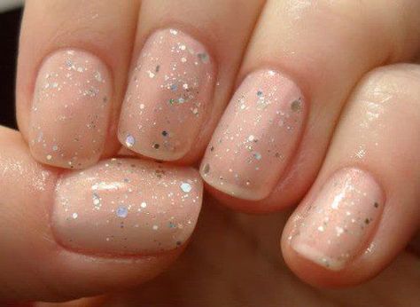 Nude Nails With Glitter, Neutral Glam, Glitter Manicure, Smink Inspiration, Nail Art Designs Diy, Wedding Nails Design, Sparkle Nails, Pink Nail, Orange Nails