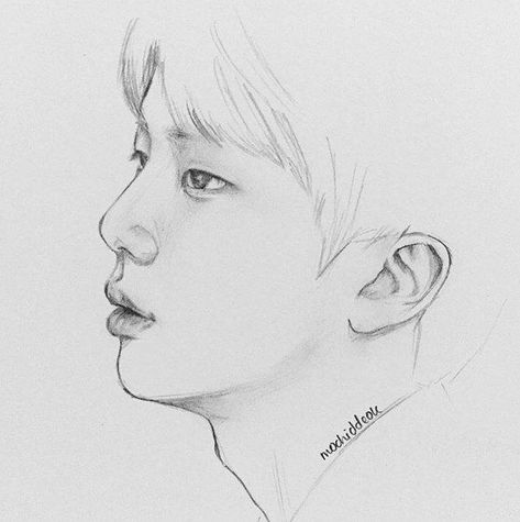 hermoso Bts Sketch, Overwatch Fan Art, Bts Fan Art, Kpop Drawings, Fanart Bts, Fan Art Drawing, Art Drawings Sketches Creative, Bts Art, Bts Drawings